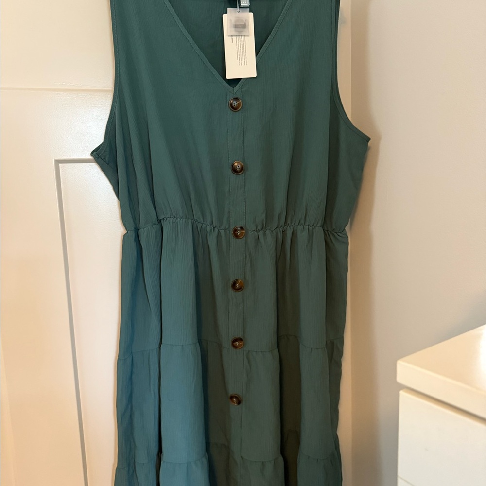 BloomChic Green Sleeveless Dress Sz 22-24